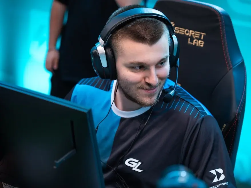 Kursy on Switching to Rifles: I Wanted to Make a Change, and I'm Really Loving It Now