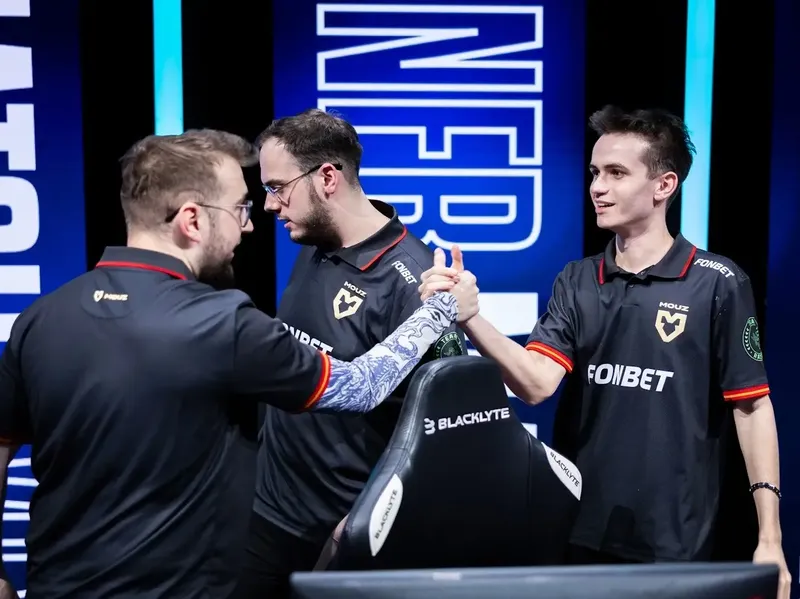 MOUZ Edge Out Astralis 2-1 to Advance to Bounty Series Finals