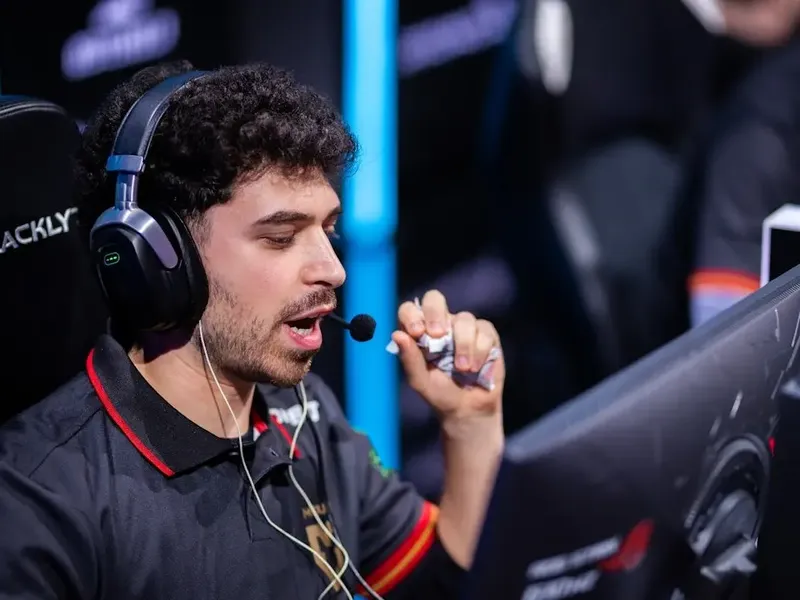 Spinx: Everyone Wants to Have Fun, But You Must Always Put the Team First