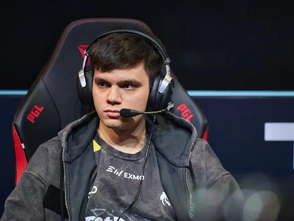 Mauisnake: S0tF1k's Playstyle Is Clearly a Better Fit for the Green Dragon Lineup