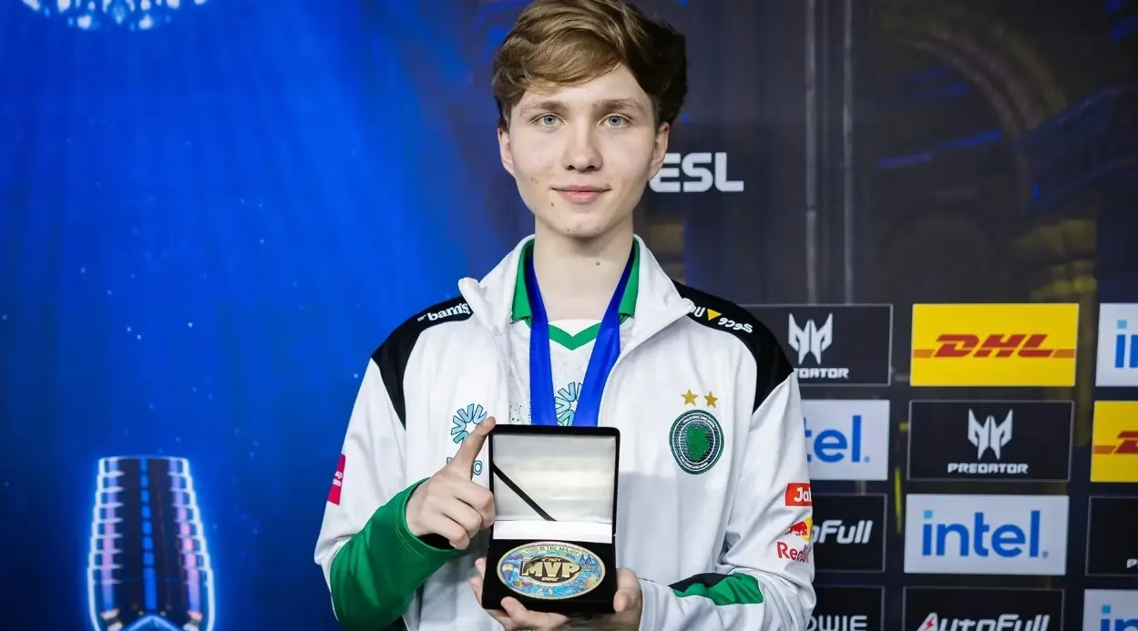 m0nesy-finally-lifts-major-mvp-at-iem-cologne-2026-image-0