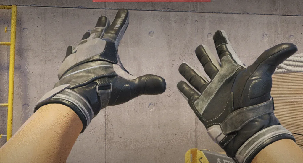 Moto Gloves Smoke Out